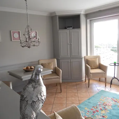 Soenshoern S8r In Appartement
